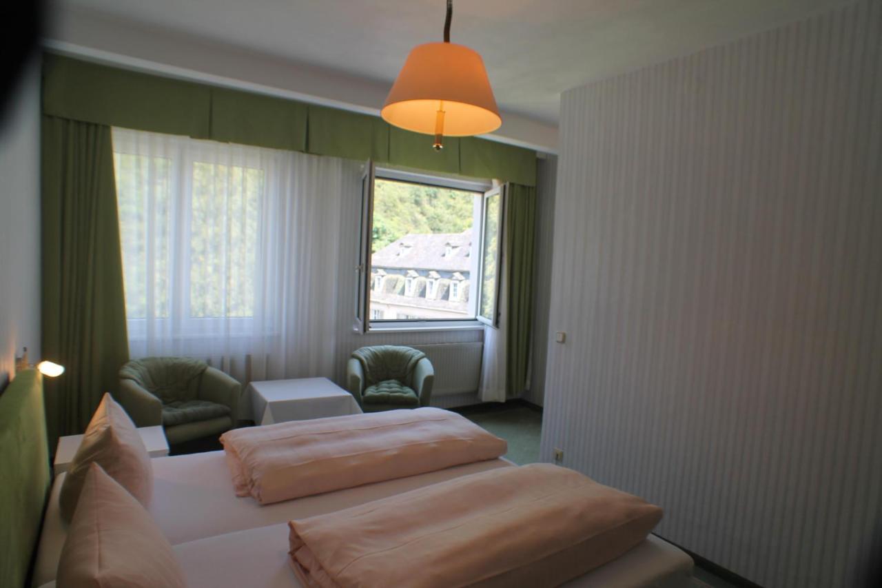 Kurhotel Quellenhof บัดแบร์ทริช ภายนอก รูปภาพ