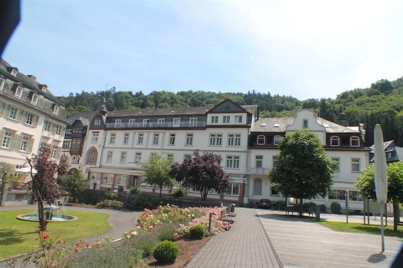 Kurhotel Quellenhof บัดแบร์ทริช ภายนอก รูปภาพ
